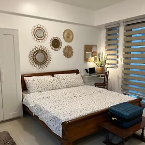 Telly's Across Naia3 Appartement Manille