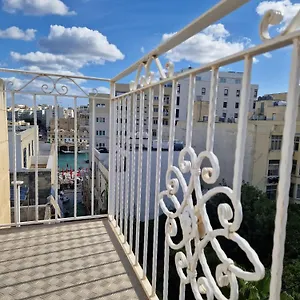 The Caves Appartement San Ġiljan